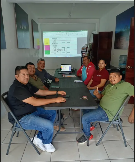 Fotografía de las acciones de Sistemas en Tuxpan, Jalisco.